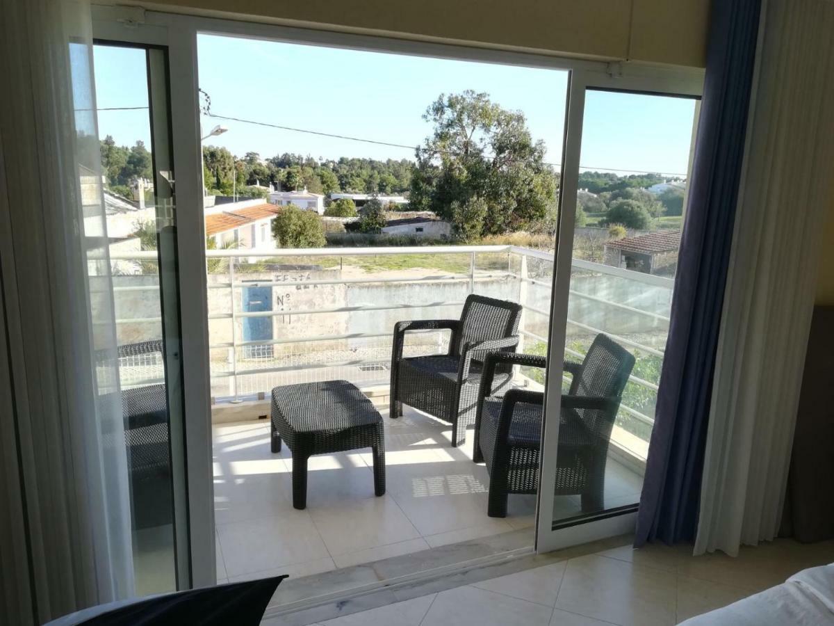 Apartamento Vila Marachique อัลวอร์ ภายนอก รูปภาพ